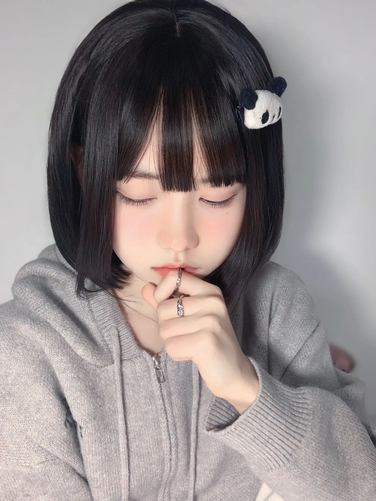 如果非要博弈的话，那就比比谁更真诚。我永远不会是输家
