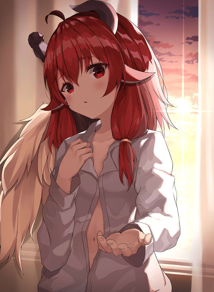 MIKU 小黄毛 白色连衣裙 日本画师Sira的插画作品推荐