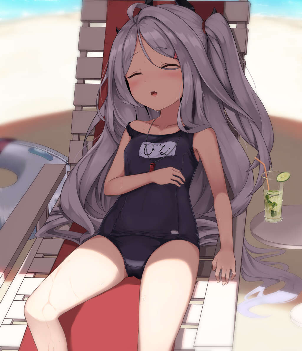 MIKU 小黄毛 白色连衣裙 日本画师Sira的插画作品推荐