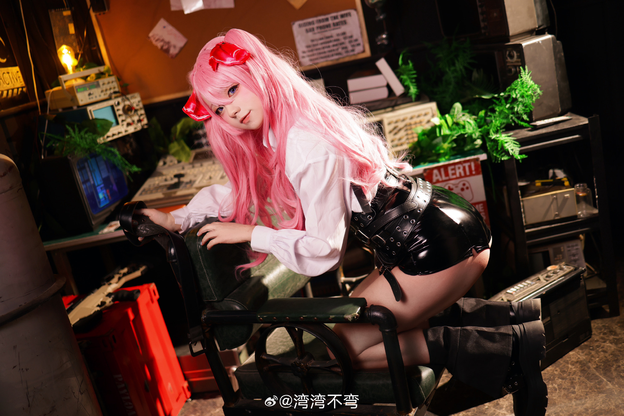 ?nikke尤妮?「对于肉腿你怎么看？」