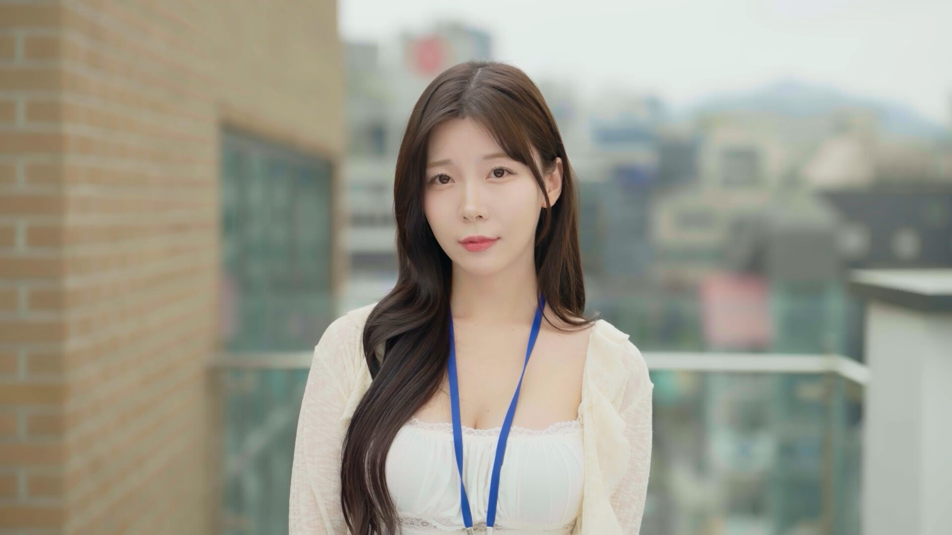 嘘, 美女拍摄中/Heroines Through My Lens