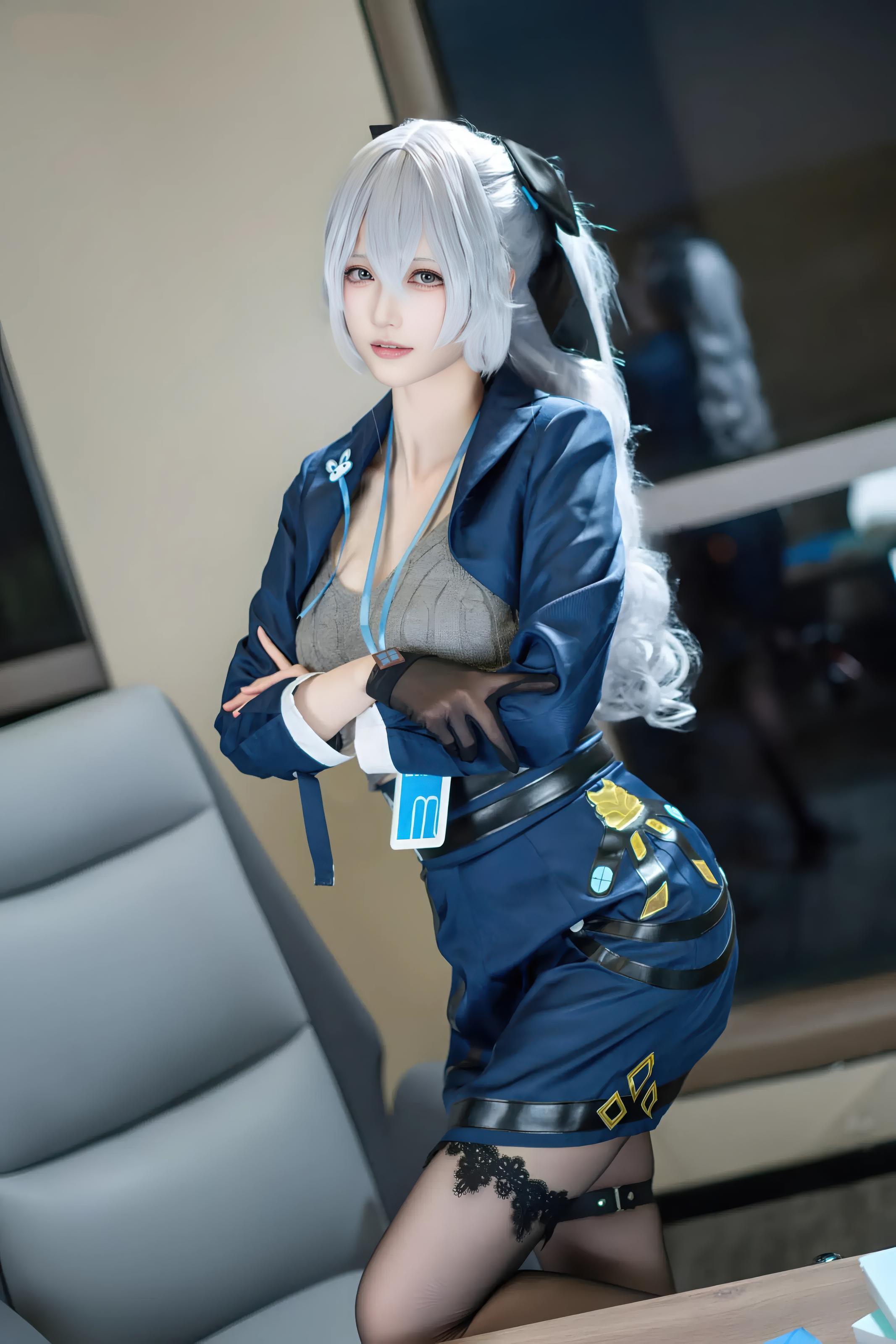 花兮_honoka 崩坏·星穹铁道 布洛妮娅 大鸭鸭,银鬃铁卫统领的都市秘影与光影诗篇 花兮_honoka 崩坏·星穹铁道 布洛妮娅 大鸭鸭,银鬃铁卫统领的都市秘影与光影诗篇