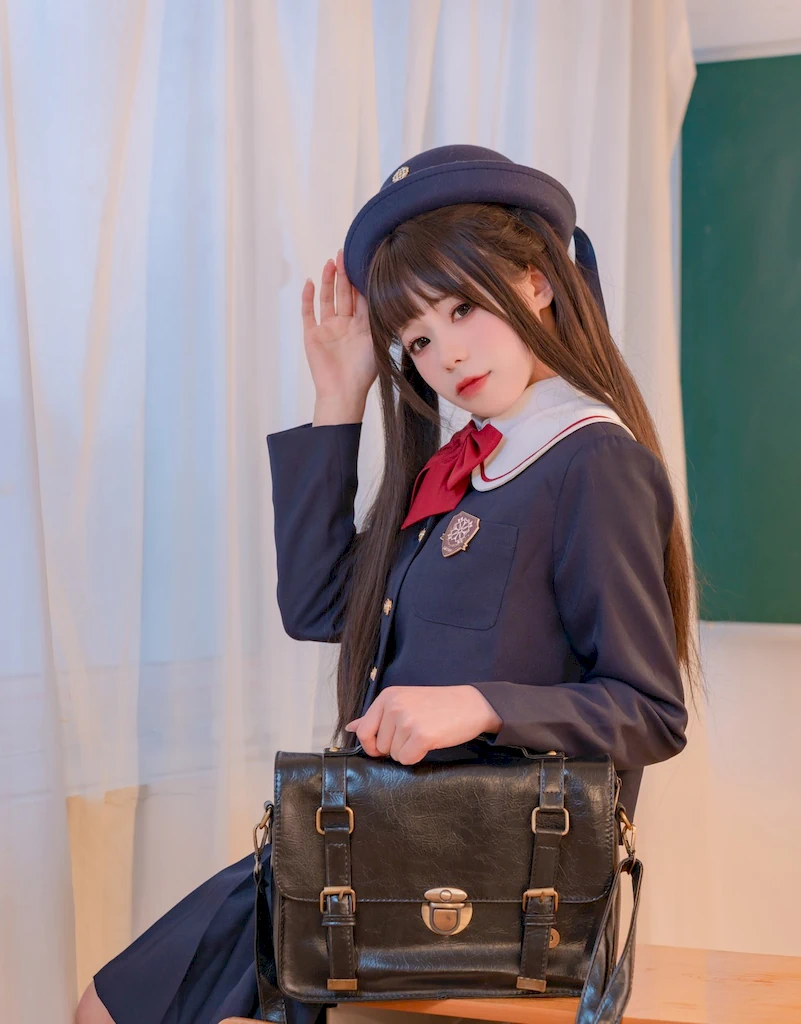 Yiko湿润兔(咬一口兔娘)_写真coser美图作品合集下载|持续更新