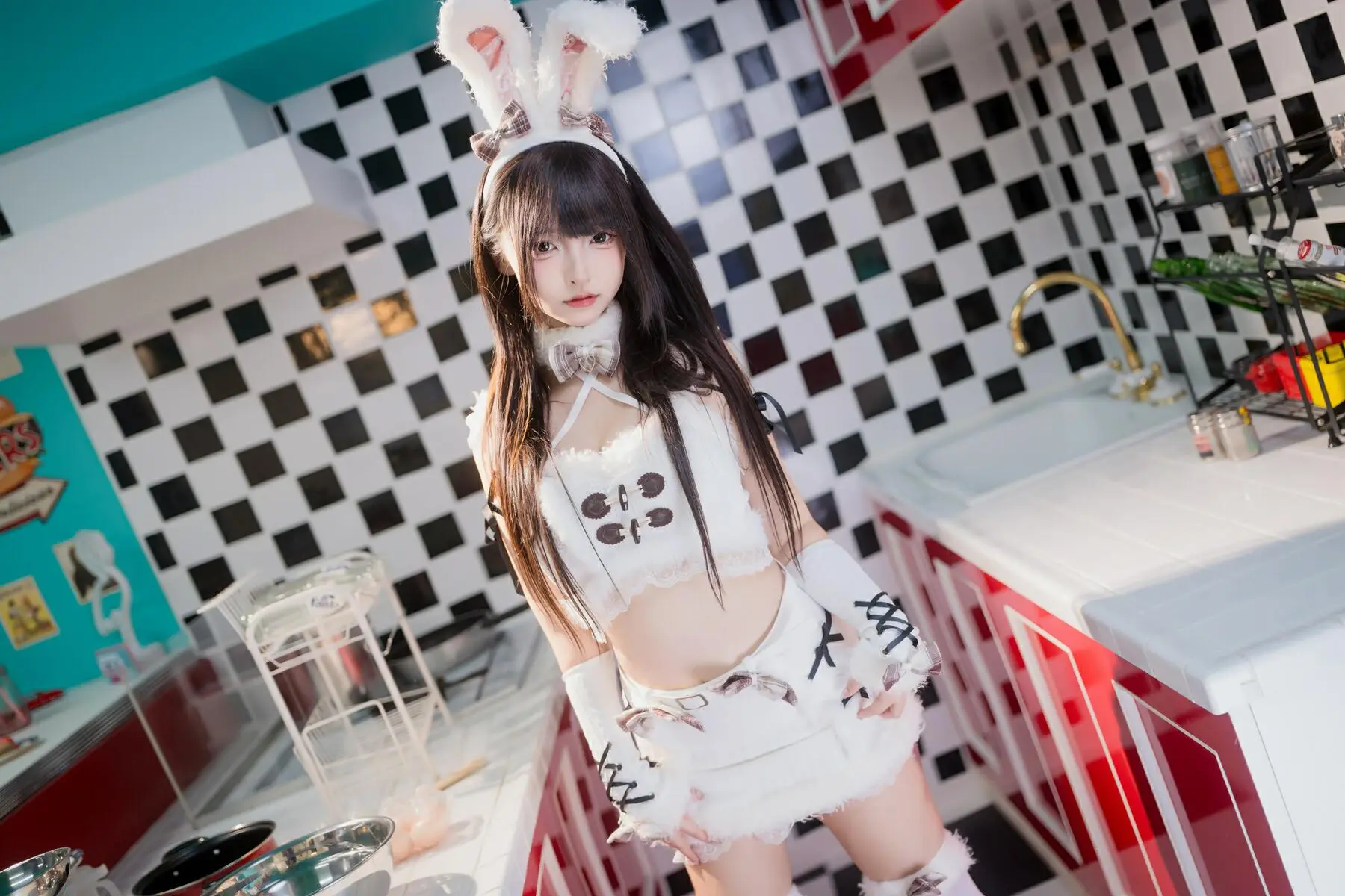 Cosplay｜神楽坂真冬 – 第五季 序号87：毛绒白兔