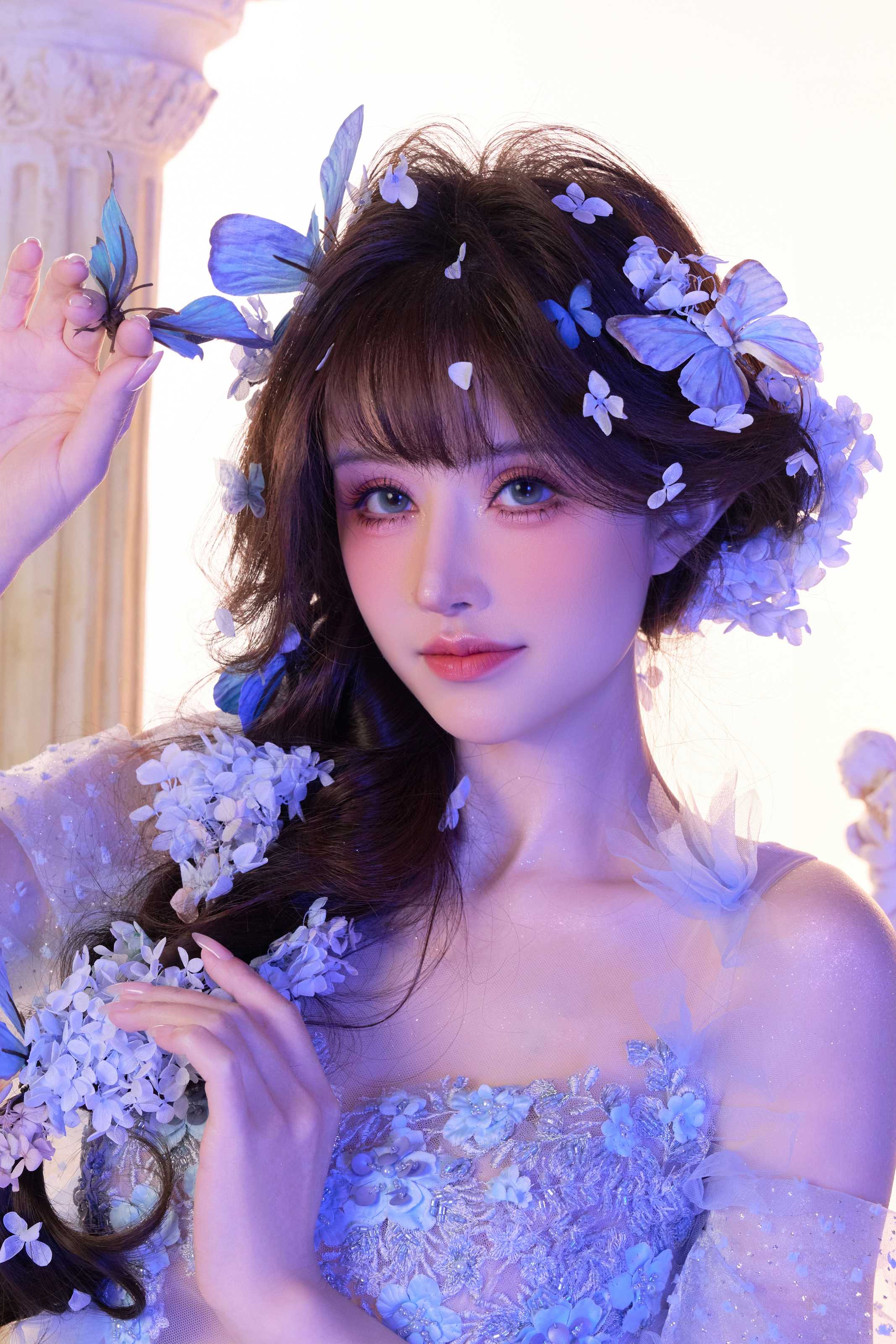 鹿八岁baby 蝶梦霓裳,光影交织下的古风梦境与时尚写真的艺术碰撞 鹿八岁baby 蝶梦霓裳,光影交织下的古风梦境与时尚写真的艺术碰撞