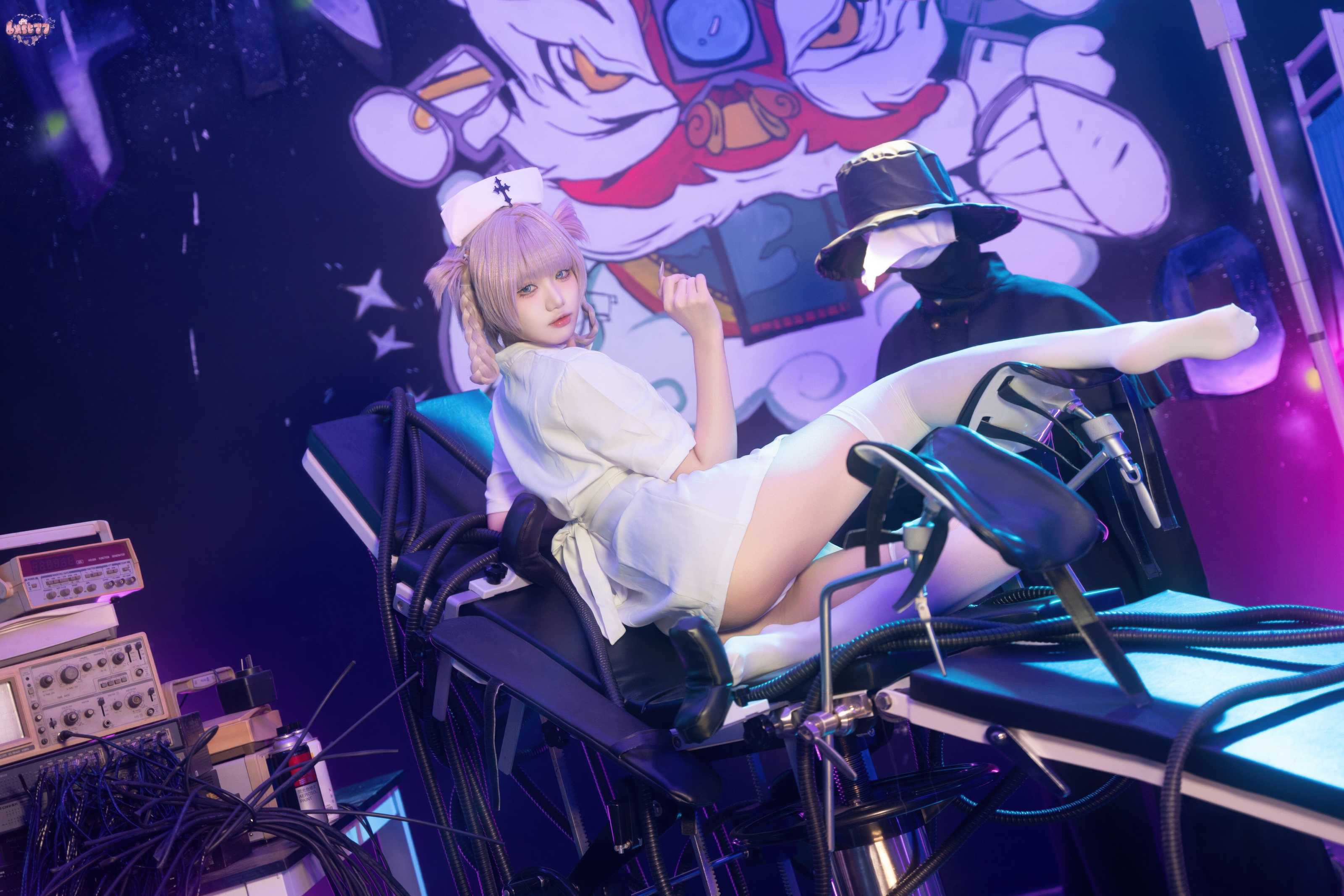 柒柒要乖哦 彻夜之歌 护士服小荠在线看图，光影交织的夜间诊疗诗篇与视觉叙事