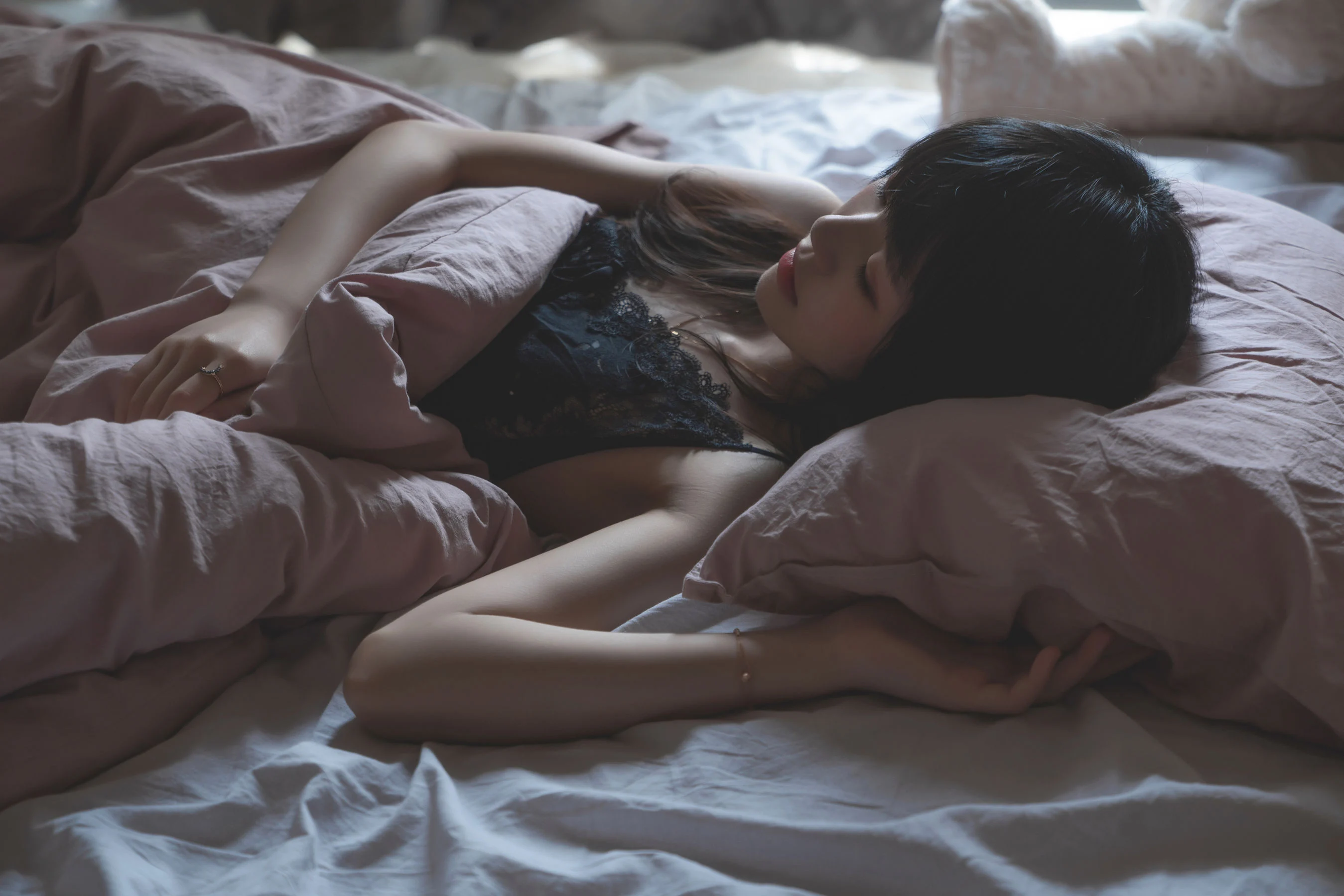 木绵绵OwO x 樱桃喵顶级联动:《暮(黑裙×妹抖)》全网安利,这波双倍暗黑女仆感真的顶不住 木绵绵OwO x 樱桃喵顶级联动:《暮(黑裙×妹抖)》全网安利,这波双倍暗黑女仆感真的顶不住