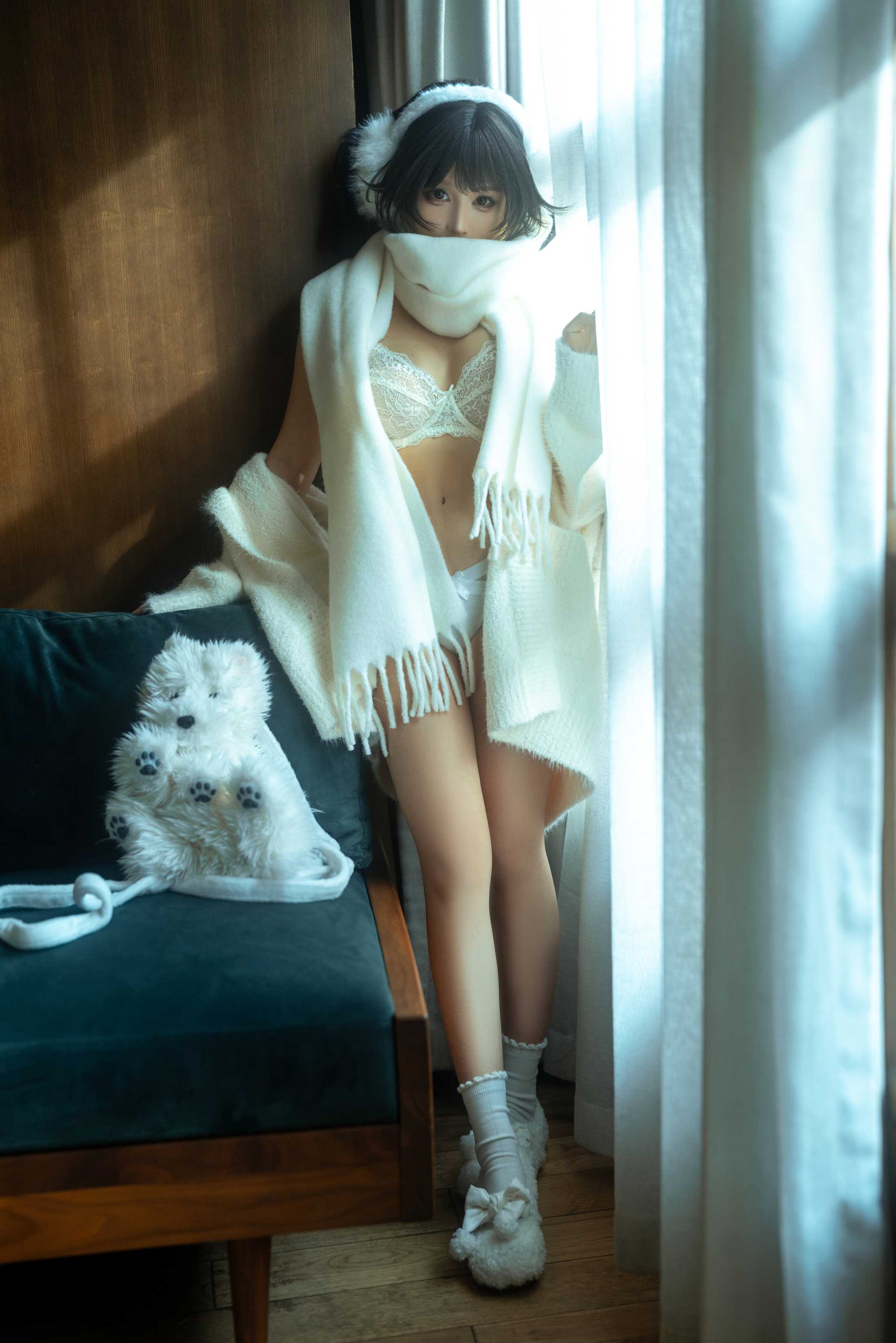 蠢沫沫 白毛衣，冬日暖阳下的纯真邂逅与写真拍摄幕后全记录