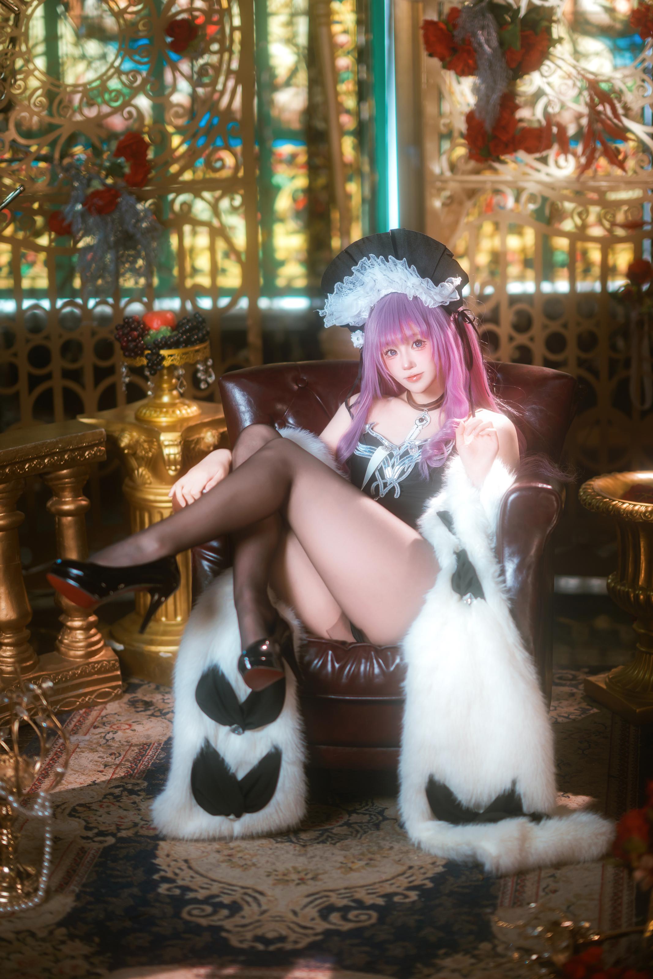 西园寺南歌 碧蓝航线 塔什干，冰蓝之瞳与浪花絮语下的舰船少女写真叙事