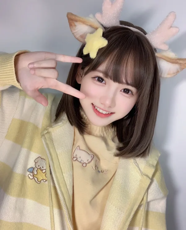 这个冬天要幸福呀，小乖。今天穿的好像个奶黄包哦！