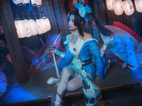 拿相机的执义_精美美图全部写真作品合集|持续更新
