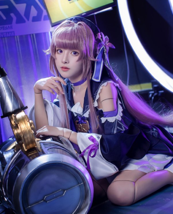 好看当然是好看的，但跟我小时候比，勉强七分相似吧。