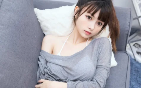 河豚抚子 – 居家比基尼：性感与可爱的完美结合