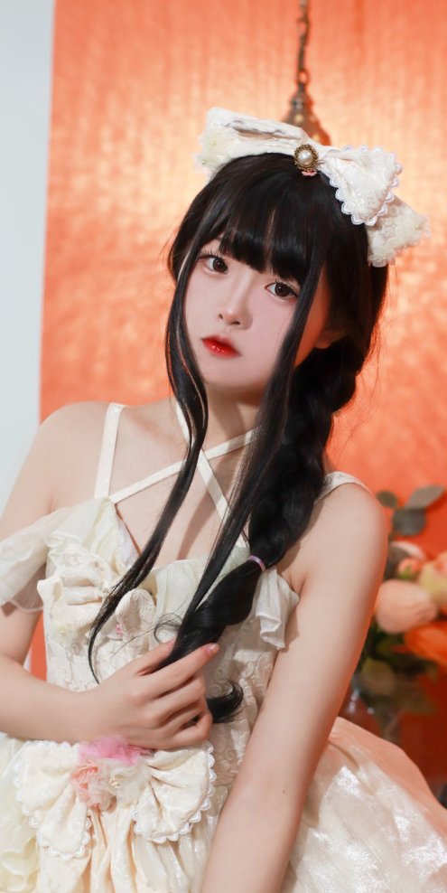 没什么好说的就表演一个美女发圈
