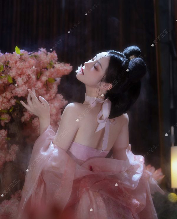 大王,人家也是第一次做人呢~?