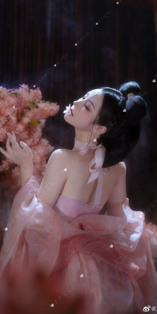 大王，人家也是第一次做人呢～?