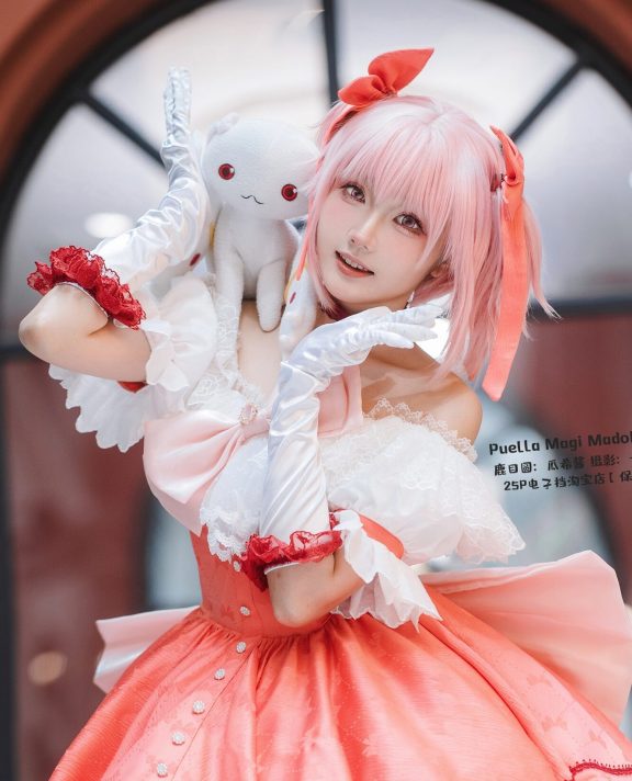 追寻着最值得相信的世界,来到你的银色庭院