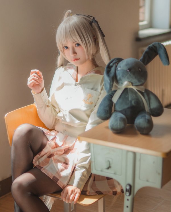 发一下古早穹妹,奈奈真的太可爱啦,阳光好怎么拍都好看