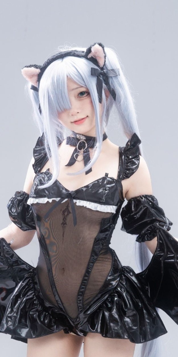 今天是不是可以向指挥官要糖果来着…