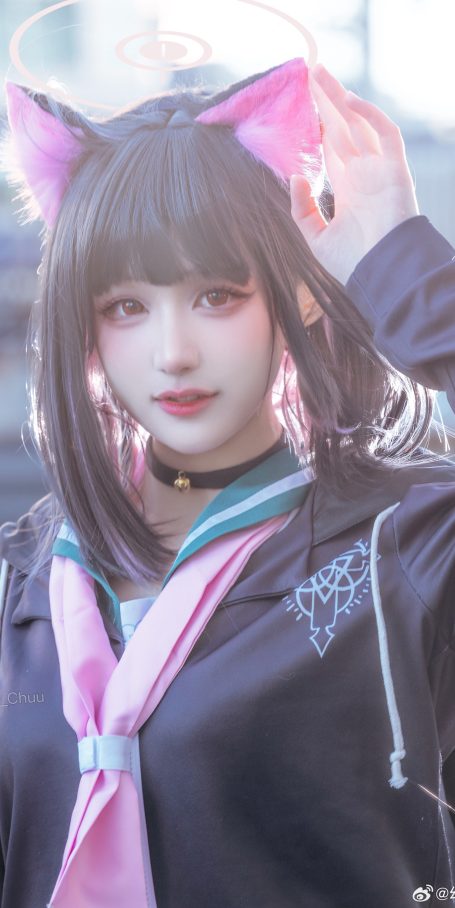 老师，到这里来！ 在秋叶原拍了杏山和纱