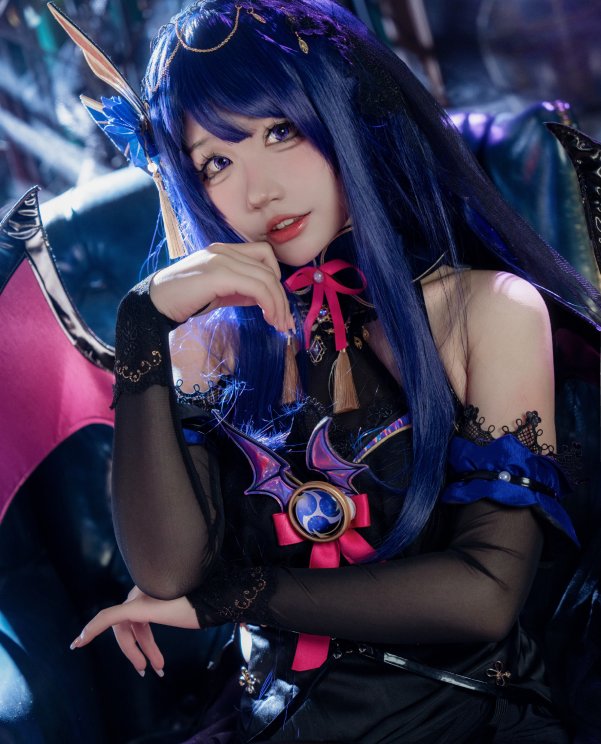 啊~是你召唤的魅魔嘛?“我的主人?”