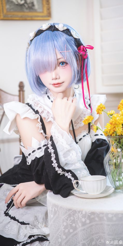 日出东方却落于西 人海相识缺散于席