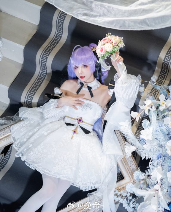 幸得识卿桃花面,从此阡陌多暖春