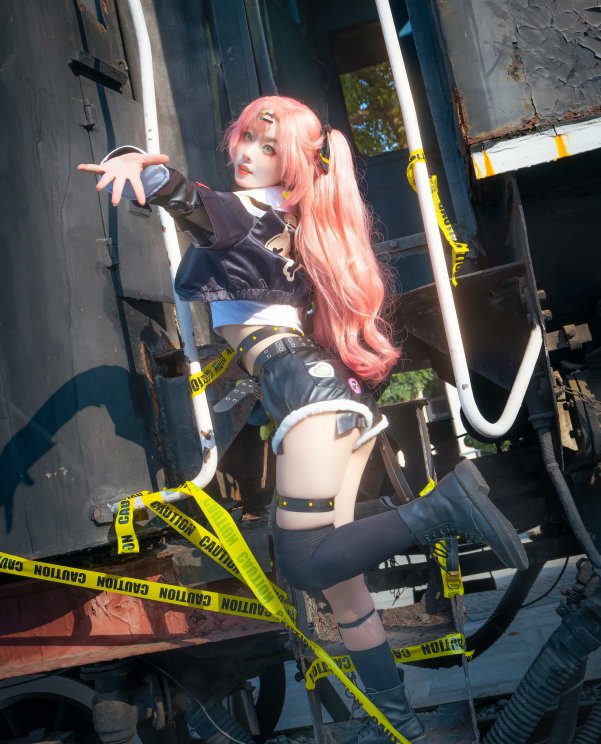 委托我的话，出场费很贵的哦～ ​​​