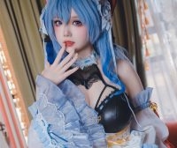 请让我也陪你一起，参与你的一小段旅行吧