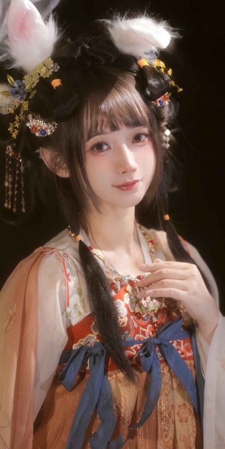 下凡饿了…能去你家吃口月饼吗，就亿口。