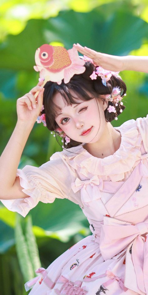 夏日炽热如火，好运如莲朵朵绽放～