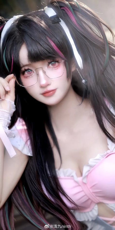 你好，我是折枝，是一名委托画师… 