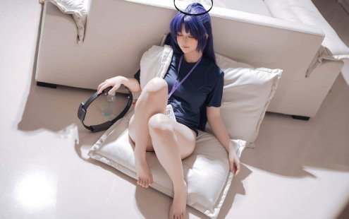 屿鱼_写真coser美图作品合集下载|持续更新