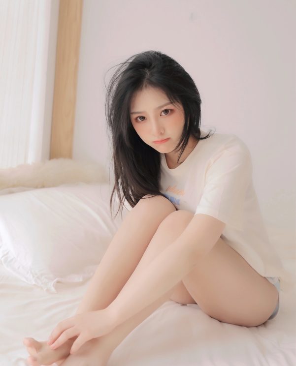 没人能拒绝初恋脸的美少女吧?!清纯感拉满!