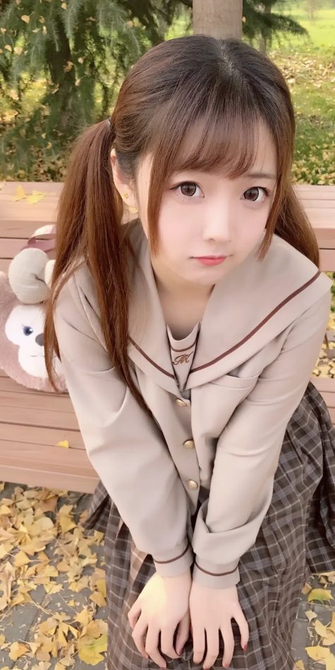 摄影写真 | 金色的阳光和金色的叶子，还有一个可爱的我