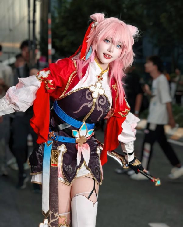 COSPLAY | 缘分本就稀薄寡淡，多是清尘浊水后会无期