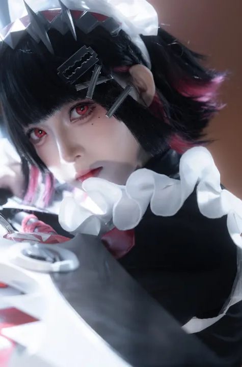 COSPLAY | 炙热的青春从不后退我们一往无前