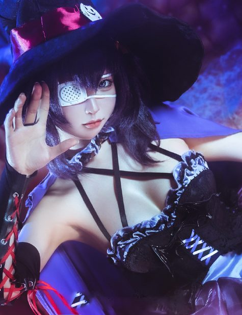 《六花cos》和我缔结邪王真眼 恋人契约的上级契约