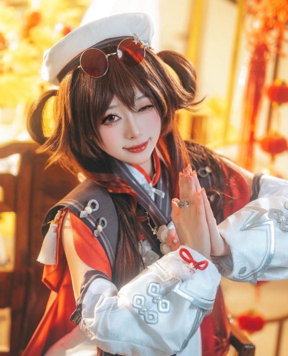 COSPLAY | 赤团开时斜飞去，最不安神晴又复雨