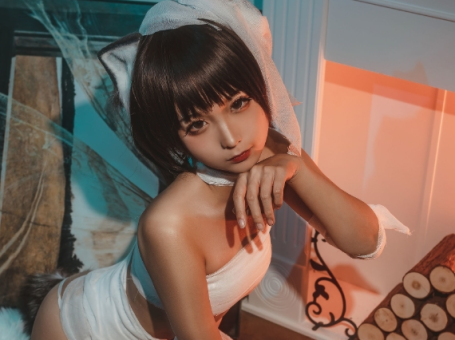 蠢沫沫 – 《绷带猫》：妖媚与俏皮的完美融合