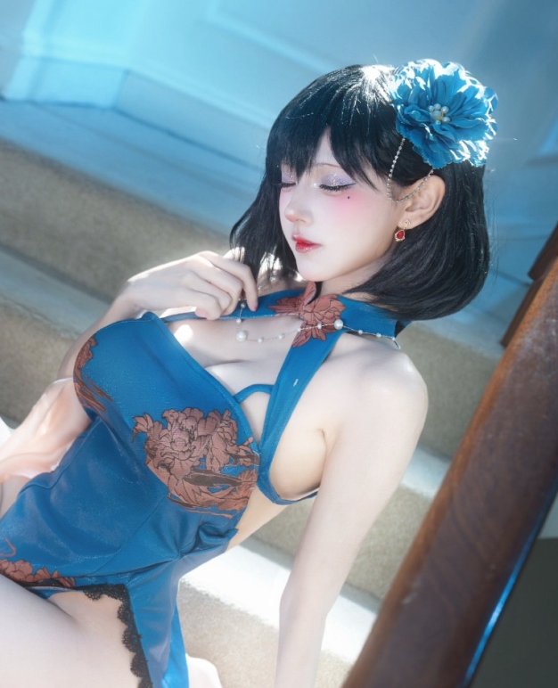 Cosplay | 你身上有我的香水味