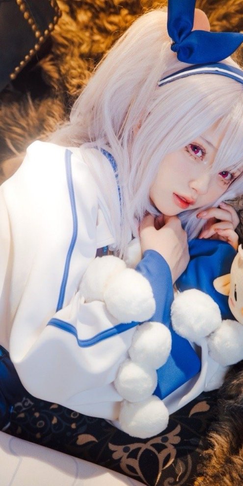 Cosplay | 兔兔耳朵立起来很好摸…？碧蓝航线