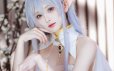 Cosplay | 没想到像这样在阁楼上吹着晚风、闻着淡淡的花香，也很惬意呢