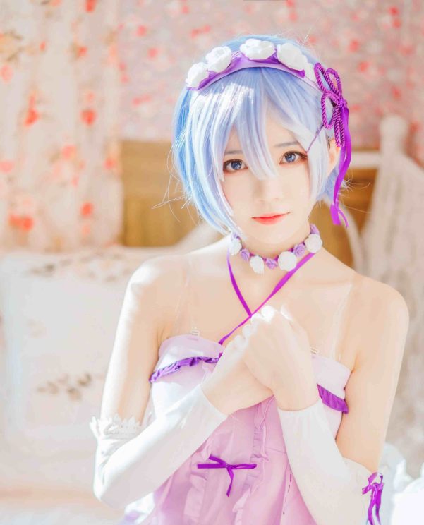 蕾姆睡裙COS_桜桃喵 – 《从零开始的异世界生活》美图作品图片欣赏