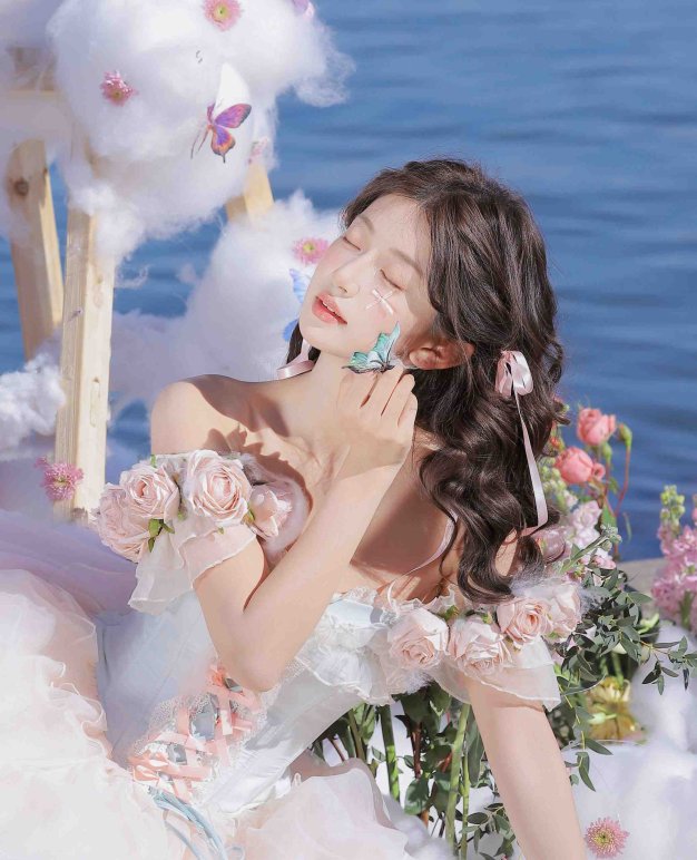 少女的云端梦境_燕燕有梨涡 – 写真美图作品在线欣赏