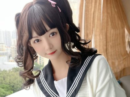 51酱 学妹的圣诞礼物，冬日暖甜女友感写真全记录