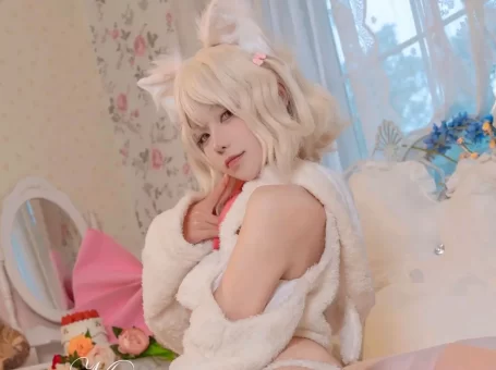 Yiko湿润兔(咬一口兔娘)_写真coser美图作品合集下载|持续更新