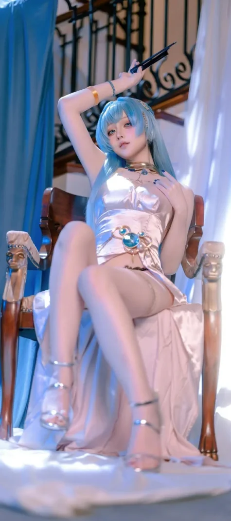 Cosplay|屿鱼Yukako – 胜利女神:妮姬 海伦 礼服