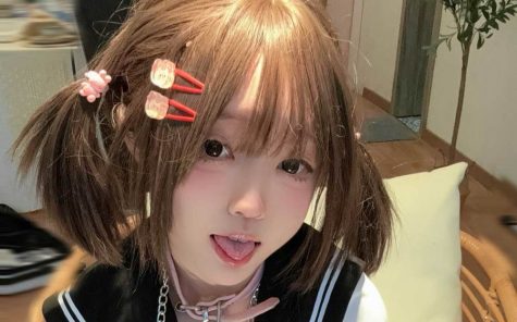 神沢永莉 就这样圈住我吧，光影交织下的温柔禁锢与少女心事的静谧绽放