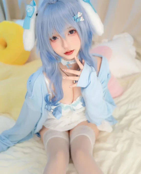 Cosplay｜神楽坂真冬 – 第五季 序号82：《甘雨降临》